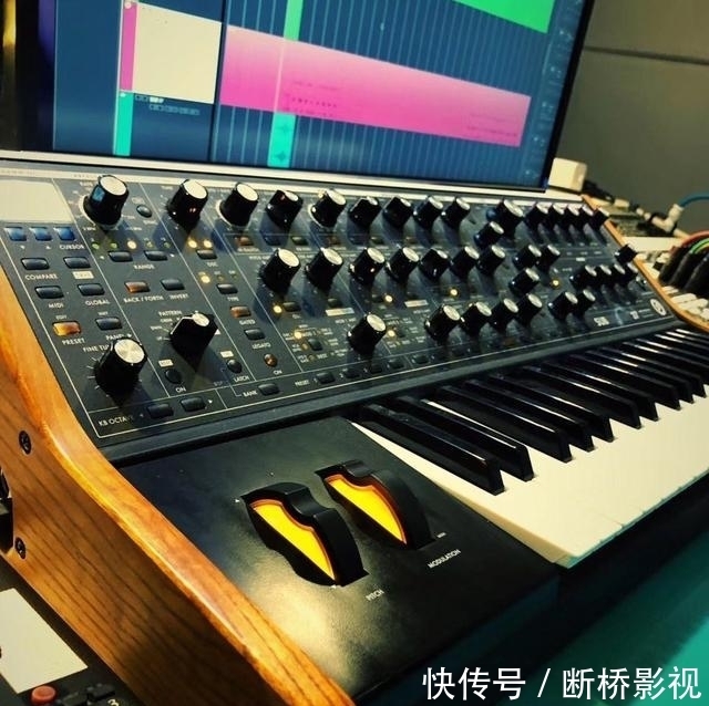 无疑|堪称“最倒霉”歌手,别人唱一首红一首,他只要开口唱却必黄无疑