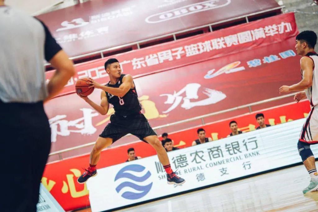  比赛|广东联赛第五日 | 龚嘉龙35+10+19，顺德胜佛山锁定八强