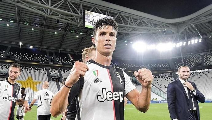  抽烟|29分钟惨遭三连击，C罗缺阵九冠王被暴揍，萨里却在看台悠闲抽烟