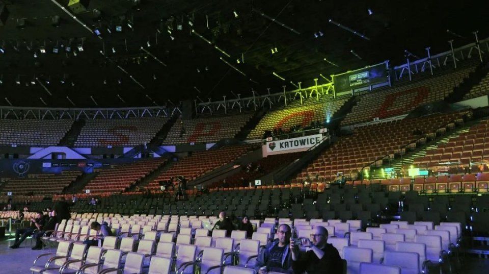  打法|一个项目，两种打法：《CS：GO》战队的运营之道