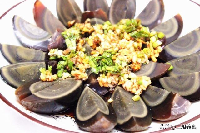 做凉拌|凉拌皮蛋，有3种调味料是关键，每一种都能让皮蛋美味翻倍