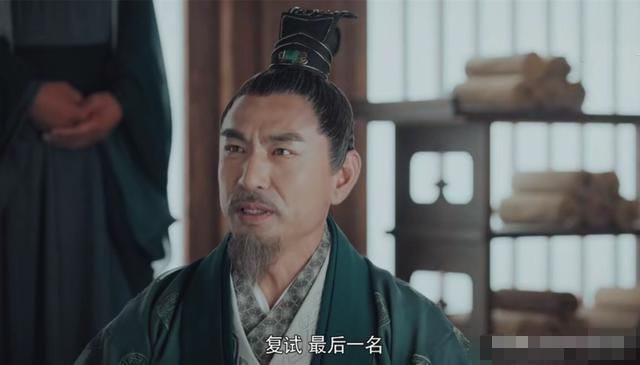  下滑|《漂亮书生》首播口碑扑街，宋威龙颜值下滑像路人，彻底沦为鞠婧祎陪衬？