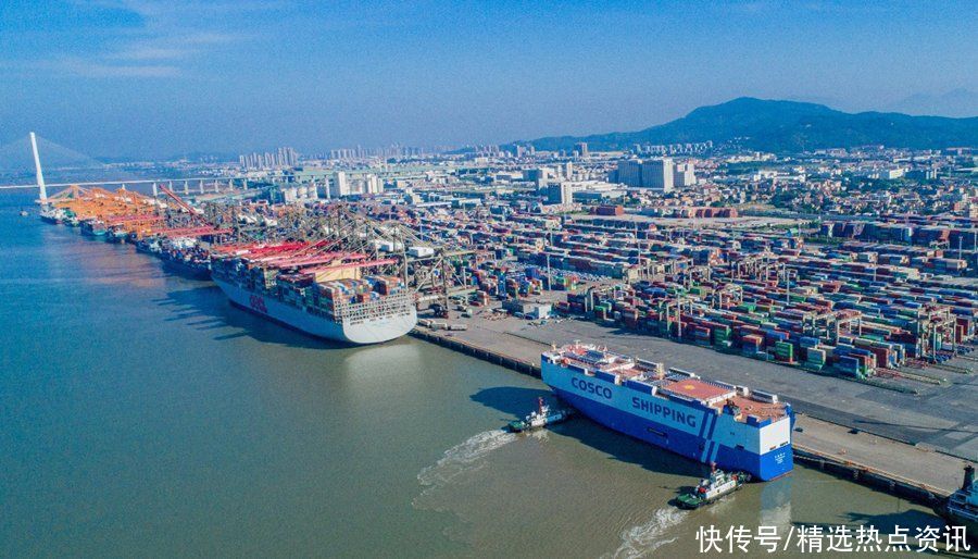 远海汽车船“中国—欧洲”班轮航线首航运载超过2700台新能源汽车