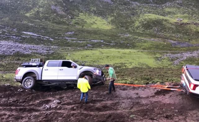  中线|那天，我就在川藏中线翻掉的那台车里