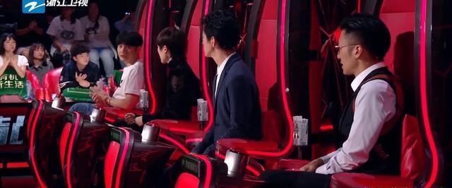  声音|好声音：李荣浩战队盲选时几乎不换人，难道是当主持人上瘾了？