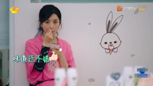  节目组|再现尴尬设置！黄晓明赵丽颖被拒之门外，利用明星光环做法拙劣