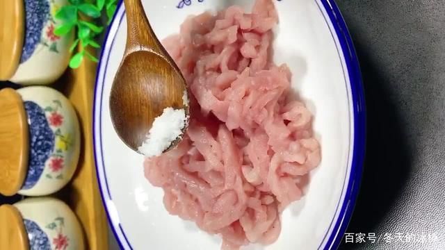  香辣|青椒肉丝，滑嫩入味香辣适中，百吃不厌，家的“味道”