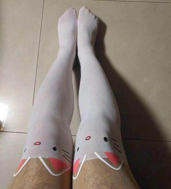 男朋友|男朋友总是打游戏,不理你的时候该怎么办?网友:毛裤换成丝袜!