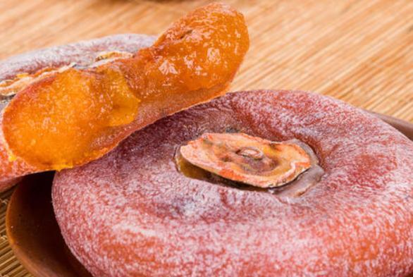 价格|柿饼虽好吃价格贵教你自己在家晒,简单易操作,吃起来更过瘾