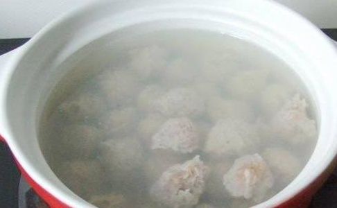  一口气|自制鱼丸，比超市买的好吃又营养，孩子一口气吃10个