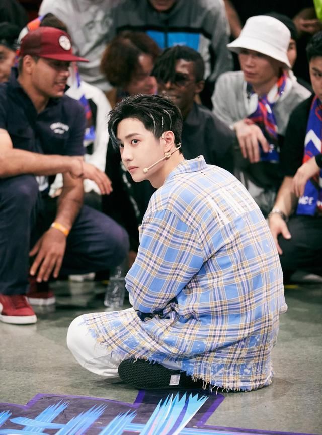  位队长|评价超高分！想看话唠王一博吗？看看这里！