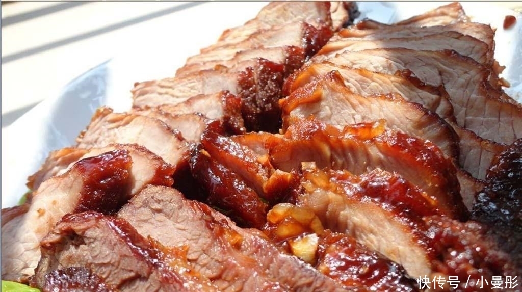 叉烧肉|老婆把整块五花肉放进电饭煲,30分钟后切片端上桌,连肉渣都不剩