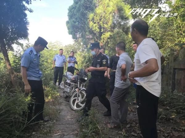  流浪汉|抢劫金店后躲进山！跳桥、跳湖、扮流浪汉…抓捕过程比大片还紧张