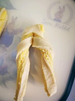  面包|松软香甜值得一试，炼乳椰蓉面包