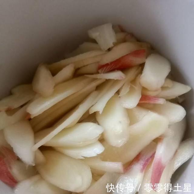 正当|8月这菜正当季,隔天吃2片,清脆可口,湿气没了,身体轻松舒坦