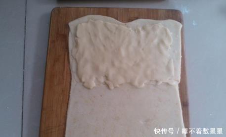 苏打饼干|想吃苏打饼干不用买,1碗面粉自己在家做,不加黄油,更营养健康!