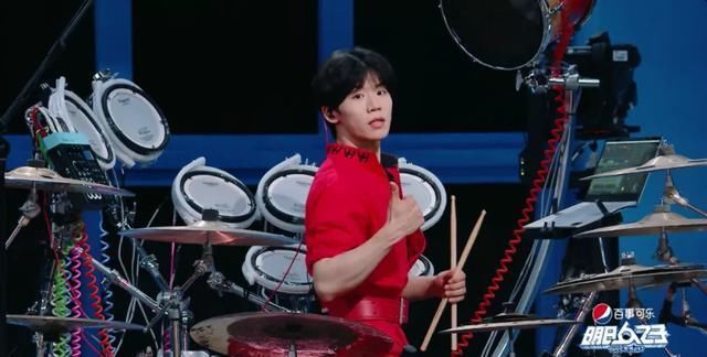 明日|《明日之子4》第一轮公演,双人组队,问题还是挺多的!