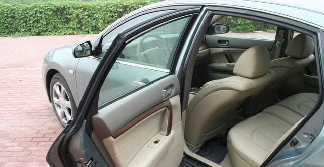  开车|开车门时应当注意什么？亲身经历告诉你，差点酿成无法挽救的大祸