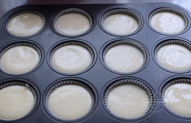 网红|这款网红糕点要试试,口感绵软,比传统蛋糕好吃,做法很简单