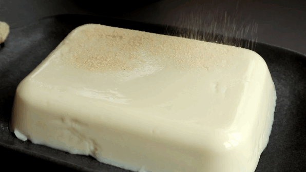  15克|1碗黄豆，一杯牛奶，教你做入口即化的豆乳布丁，豆香浓郁营养好