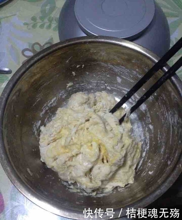 健康|70岁爷爷的健康油条秘方,几分钟就学会,早餐再也不用出去买了