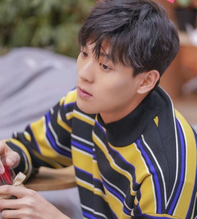  答非所问|喜欢你我也是：马健星实惨？王晴对感情问题答非所问