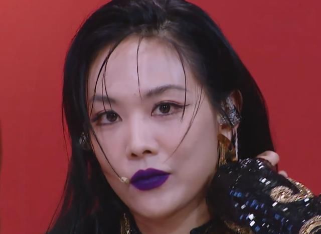 表演|《乘风破浪》王霏霏遭宁静冷眼对待太尴尬,两人隐藏矛盾不可避免