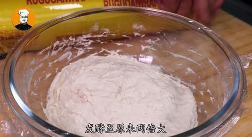  韭菜|面粉里加一把韭菜，不揉面不擀面，香嫩柔软，凉了也不硬