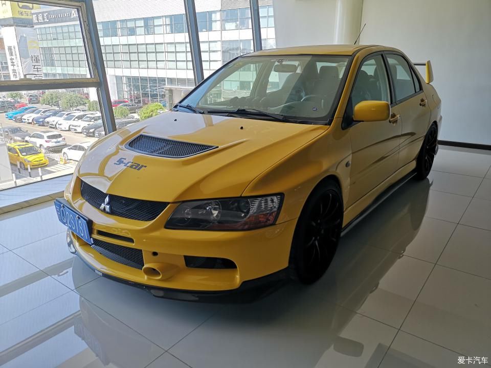  真的|【玩车攻略】情怀至上“大街霸” 柠檬黄EVO9 我真的酸了