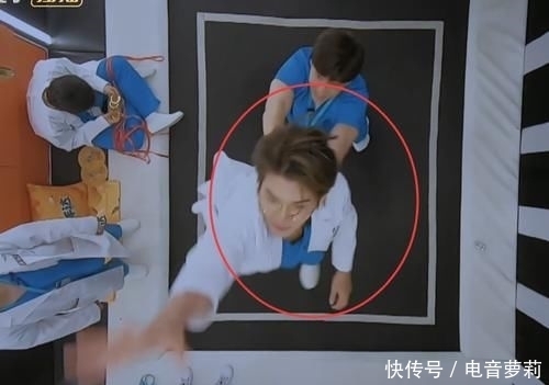 担当|谁说邓伦只是“邓小胆”?密逃再现力量担当,不愧是当队长的男人