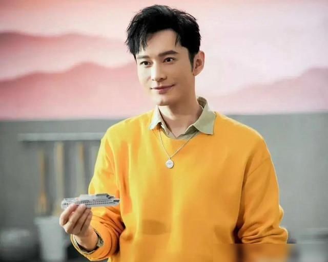  酒店|赵丽颖坦言现在去上海，不用住酒店就住黄晓明家里，原因很好笑