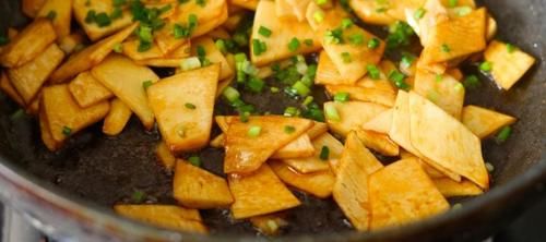  高笋|7月，别老吃豆角茄子，它肉白如玉，清爽可人，夏天吃能清暑解烦