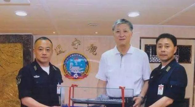 国家|当向祖国购买航母，却又宣告公司倒闭的徐增平，现在又是如何？