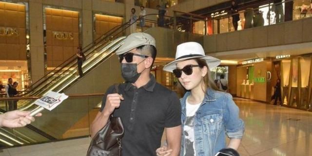  网红|55岁郭富城带娇妻逛街，同框看不出年龄差，方媛从网红蜕变成贵妇