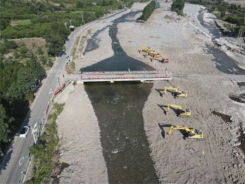 电建青年完成北京门头沟164.5公里河道清理任务