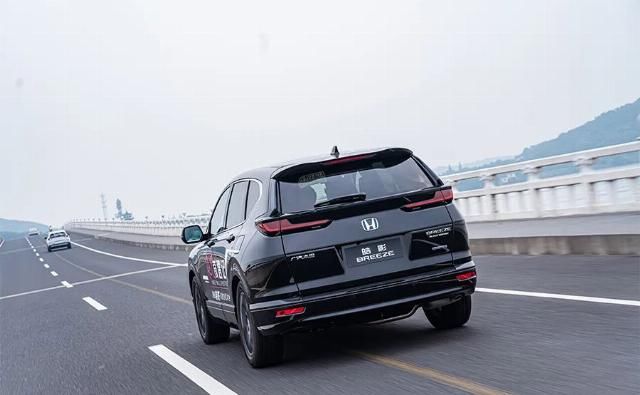 小智|谁才是你心里的白月光?以速度之名,福特锐际对比本田皓影