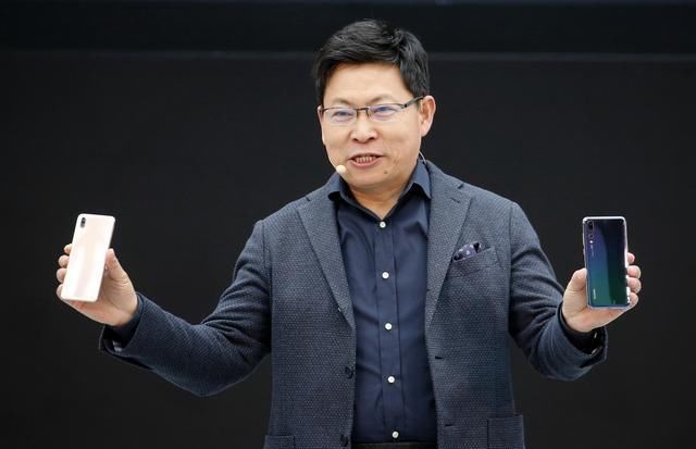  不错|华为千元机别乱买，这款几乎零差评、高配低价荣耀手机，口碑不错