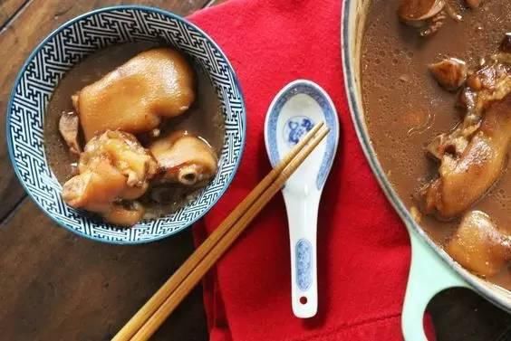 猪蹄洗净|炖猪蹄时用上这一招,几分钟就迅速软烂,关键还入味!