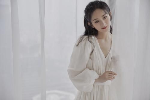  直播|赵丽颖怎么做到逆生长？参加直播颜值堪比少女，被宠溺称为小朋友