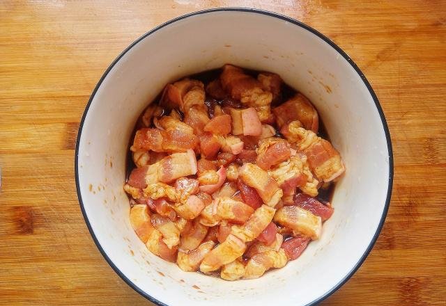 叫外卖|别叫外卖了,自己在家就能做卤肉饭,12块的成本,2人吃到撑