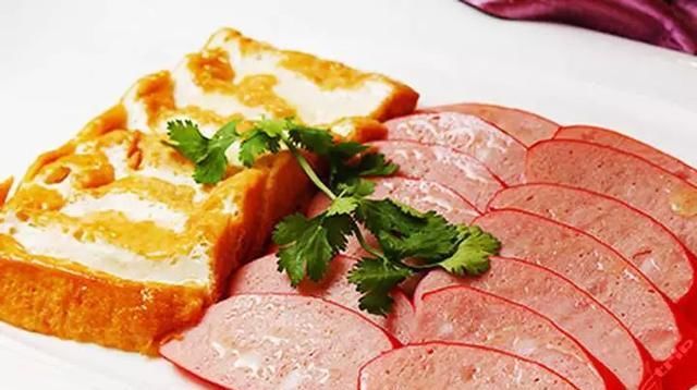  东北|东北人请客吃饭，必点的几道硬菜，道道美味又大气