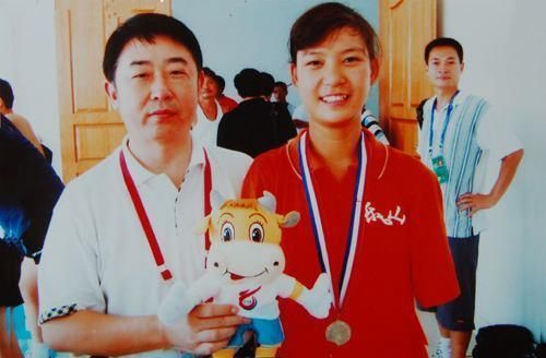  非诚|《非诚勿扰》独臂女孩：台上牵手成功，下台后被甩，如今怎样了？