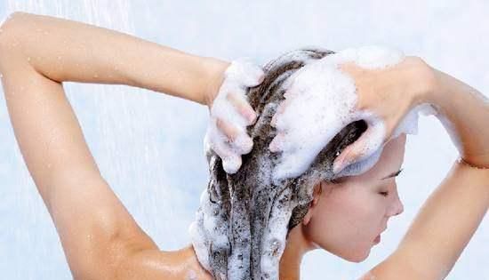  早上|无论男女，早上起床爱做这4件事，长寿可能会“躲着你”，趁早改