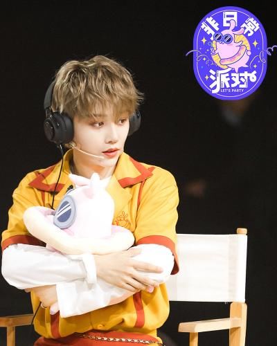  该综艺节目|网综榜单播放榜，《非日常派对》第三，《街舞3》第八，第一名实至名归