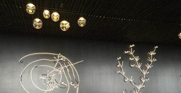 体验|亲临体验全澳最著名法国餐厅,品17道菜,赏55层美景,就餐3小时