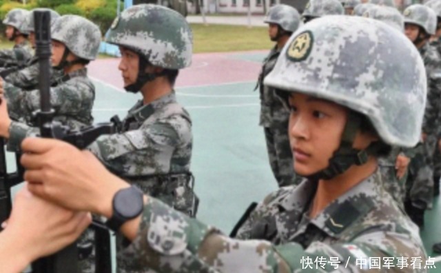 粉丝|从百万粉丝游戏女主播,到远火炮长,20岁女兵火了!