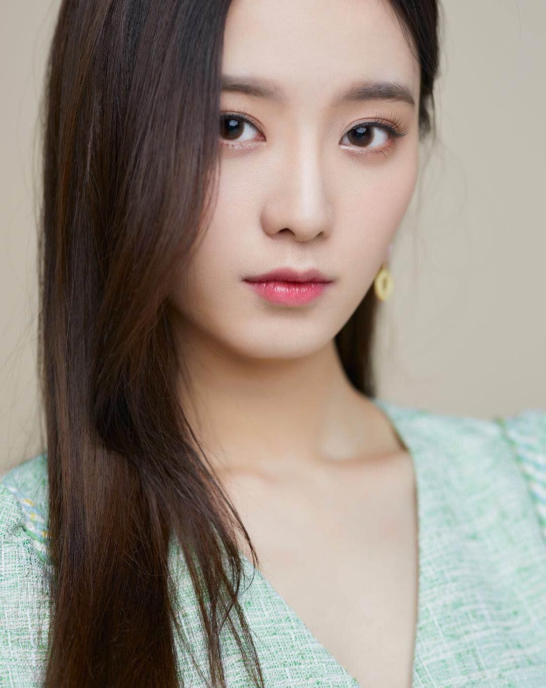  黄子韬|《少年之名》她成为黄子韬多年以来第一关注，而他将是第二徐艺洋