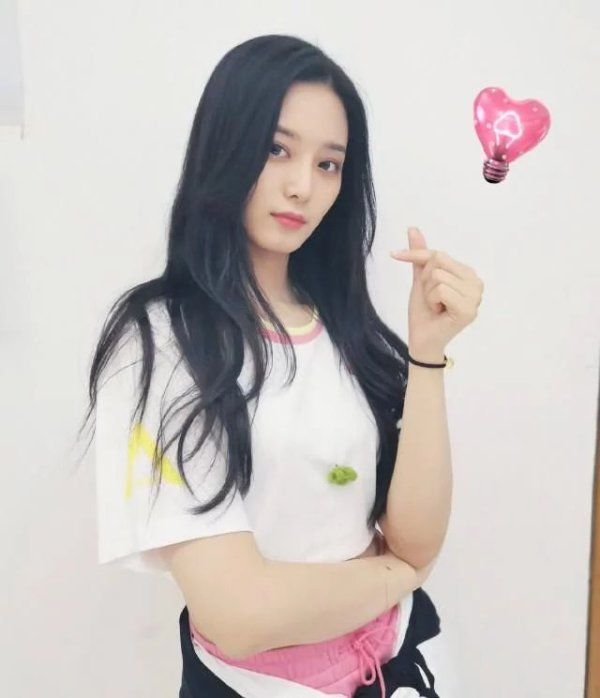  练武功|徐艺洋放飞自我练武功，黄子韬直接一脸懵，公开吐槽却被调侃太直男