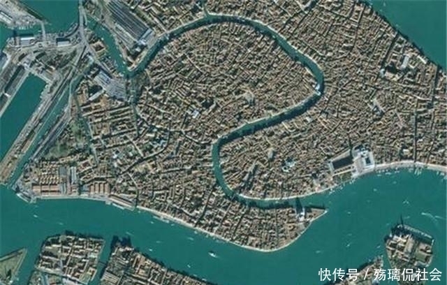  起立|中世纪毫不起眼的热那亚，为何能够＂起立＂，与威尼斯势均力敌？