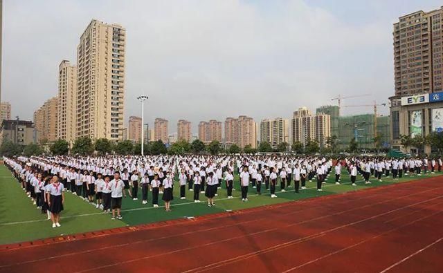 连云港|连云港开学啦！组图来了，看看拍到你家娃了吗？